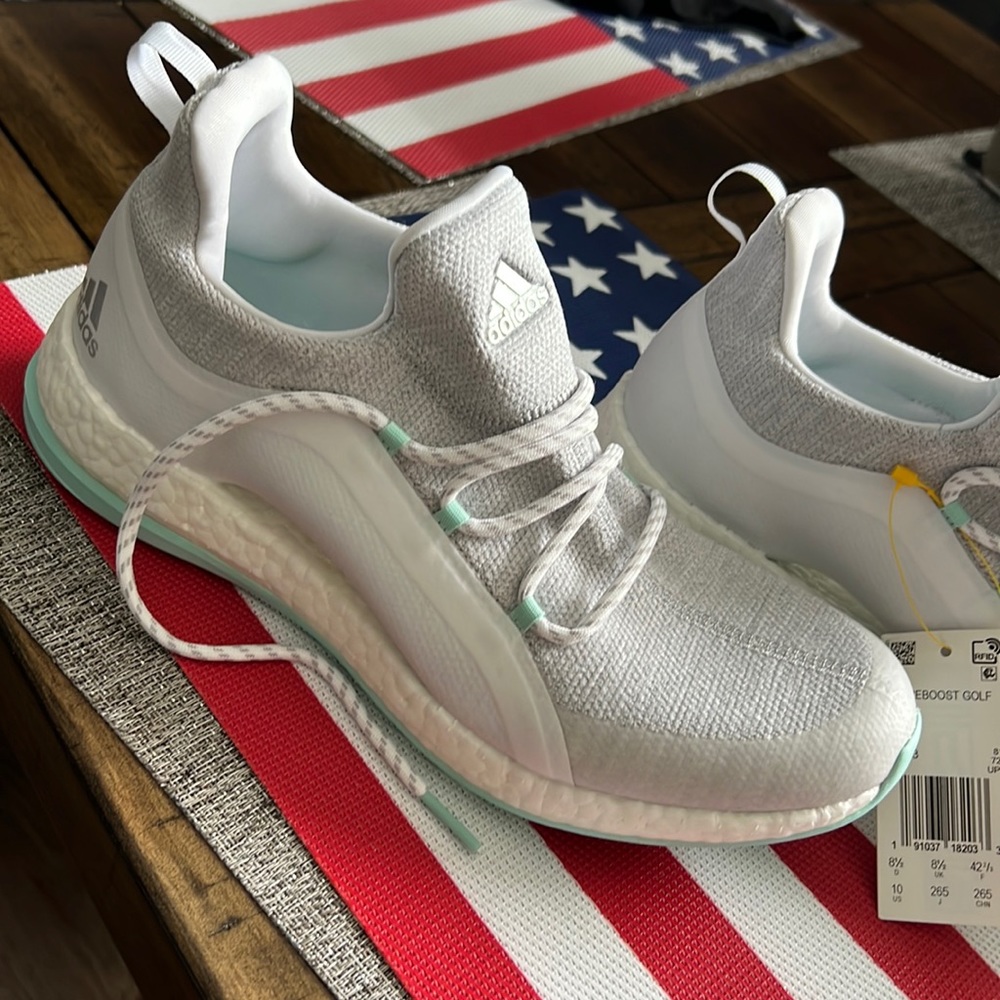 Adidas- Pureboost golf sneakers